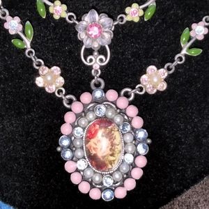 VTG AVON  VICTORIAN STYLE Pewter CHAIN Flower JEWEL NECKLACE & Earring Set